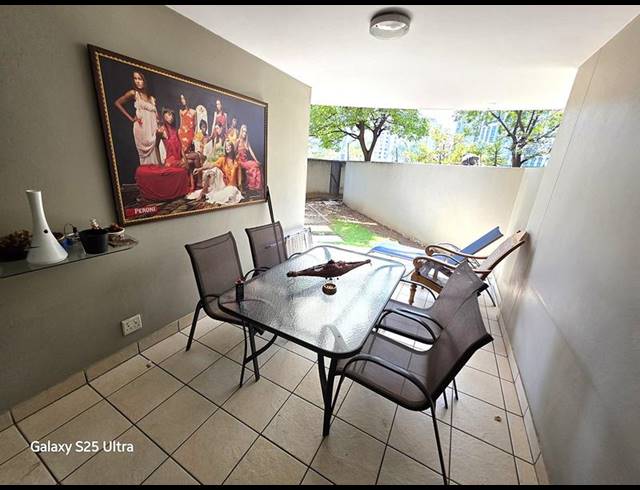 2 BEDROOM APARTMENT FOR SALE IN SANDTON CENTRAL